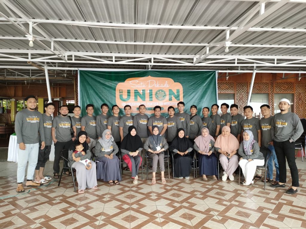 Gelar Reuni, Alumni Pesantren DDI Mangkoso Kukuhkan Pengurus 2021-2026