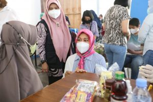 Wujudkan Indonesia Sehat, Fatmawati Rusdi Serukan Vaksinasi Anak