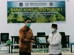 Enrekang Raih Penghargaan UHC, 95 Persen Warga Tercover JKN-KIS