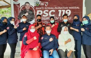 PSC 119 Luwu Gelar Bakti Sosial, Ketua Umum Arham Basmin Beri Bingkisan Sarung
