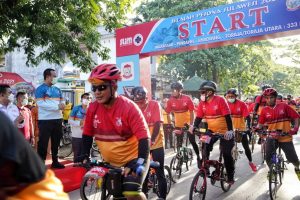 Tempuh 333 Km Lintasi 9 Kabupaten Kota, Plt Gubernur Semangati Peserta Jelajah Pesona Sulawesi 2021