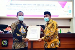 Palopo Terima Dua Penghargaan Kesehatan