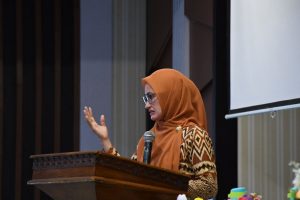 Ketua DWP Unit Kecamatan dan Perangkat Daerah Se-Luwu Utara Dilatih Public Speaking