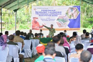Di Bone, Andi Sudirman Resmikan Bendung Lalengrie Potensi Aliri 1.100 Ha