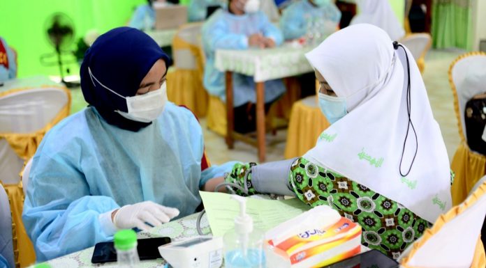 Sulsel Kebut Vaksinasi, Lansia Sudah Capai 62,50%