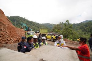 Plt Gubernur Sulsel Telah Tangani 85,55 km Jalan Terisolir di Tahun 2021