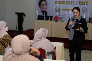 Legislator Golkar Reses di Wajo, Emak-emak Keluhkan Kelangkaan Minyak Goreng dan Gula Pasir