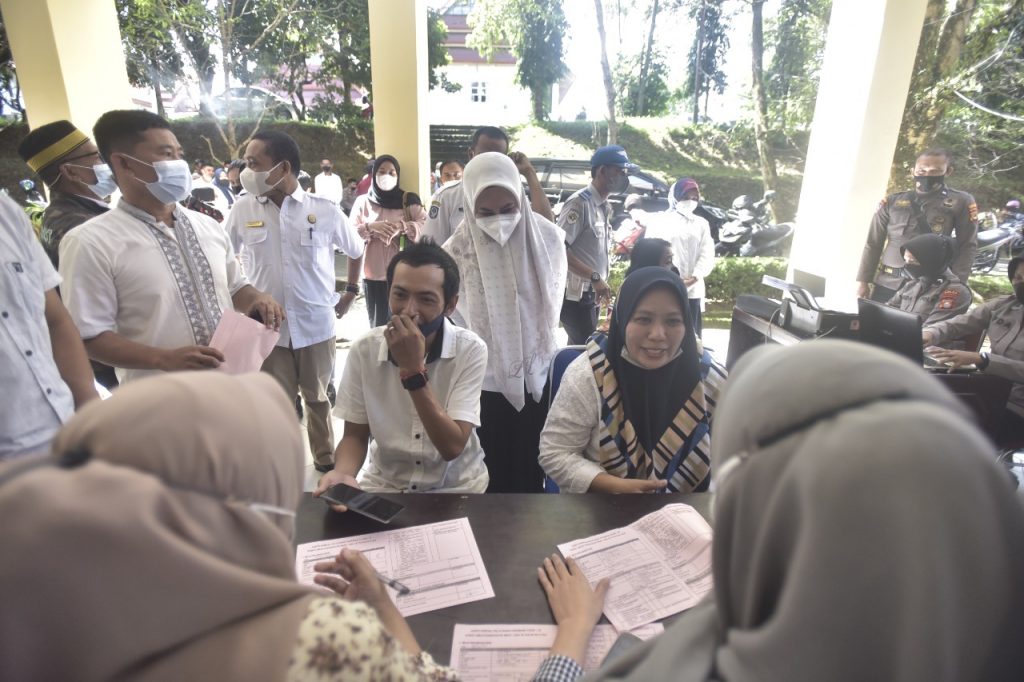 Bupati Indah Tinjau Pelaksanaan Vaksin Booster di Lingkup ASN Luwu Utara