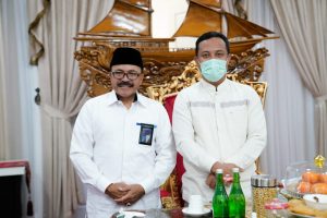 Stok Beras Bulog Capai 100 Ribu Ton, Gubernur Sulsel Dukung Program ASN Beli Beras