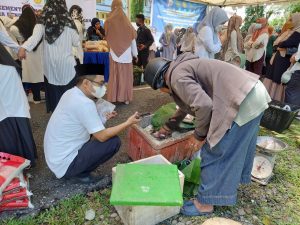 ASN dan Warga Masamba ‘’Serbu’’ Kantor Bupati, Ada Apa?