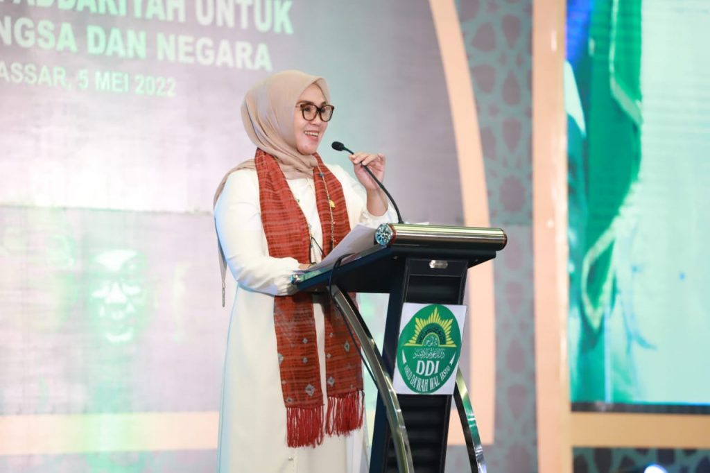 Andi Ina Kartika Hadir di Reuni Nasional dan Halalbihalal Akbar Ikatan Alumni DDI Mangkoso