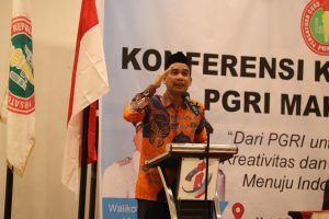 Hadiri Konferensi Kerja PGRI Makassar, Rudianto Lallo Kenang Perjuangan Guru