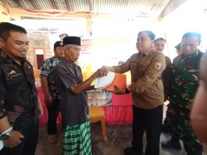 Rp226 Juta CSR Bank Sulselbar untuk 36 Rumah Korban Puting Beliung di Takalar