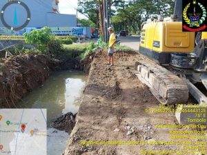Rusak Berat, Perbaikan Ruas Tun Abdul Razak Gowa Masuki Tahap Penggalian Drainase
