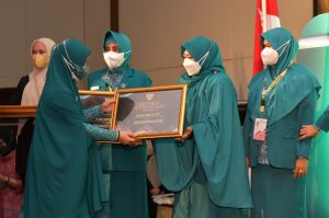 Peringatan HKG PKK Provinsi Sulsel Bertabur Bantuan dan Penghargaan