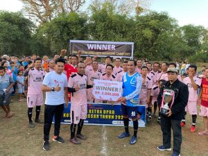 Akhir Pekan, Rudianto Lallo Bermain Sepakbola Bareng Warga Lakkang
