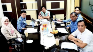 Didampingi Jajaran Pejabat Bapenda Makassar, Firman Pagarra Hadiri Rapat Koordinasi Progres 1000 Lorong Wisata
