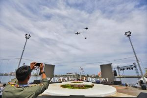 Sehari Jelang Makassar F8, Koopsud II Gelar Latihan Pembukaan Terjunkan Tiga Sukhoi