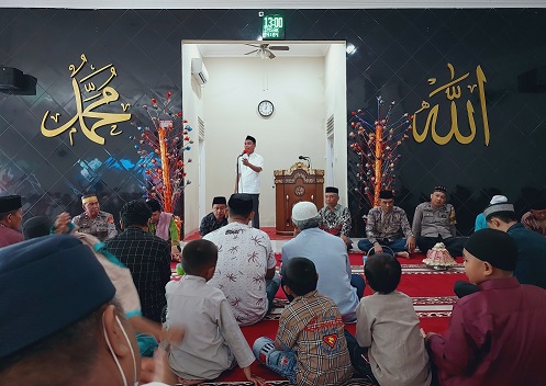 Ketua DPRD Rudianto Lallo Sapa Warga Maccini Sombala di Peringatan Maulid Nabi Muhammad SAW