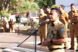 Upaya Tekan Inflasi, Pemkab Bantaeng Bagi 2.000 Lembar Kain Korpri ke ASN