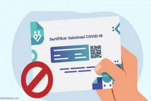 Camat Kepulauan Sangkarrang Sweeping Kartu Vaksin