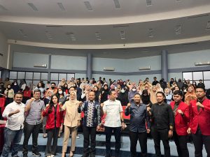 Ketua Umum BPP HIPKA Kamrussamad Tantang Mahasiswa Unhas jadi Konglomerat Muda