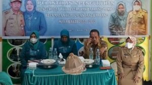 Camat Sangkarrang Perkenalkan Aplikasi Metaverse di Warga Pulau