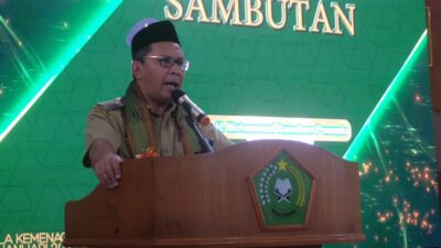 Danny Gaungkan Perkuatan Umat di Hadapan Seluruh Pegawai Kemenag Makassar