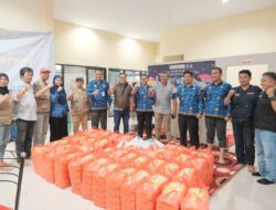 Sekwan DPRD Makassar Beri Bantuan Korban Banjir di Kecamatan Biringkanaya