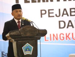 Lantik 60 Pejabat, Ilham Azikin Minta Tetap Jaga Etika Berorganisasi