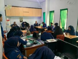 Damkar Makassar Rapat Bersama Kolektor Retribusi Sosialisasi Penggunaan Qris