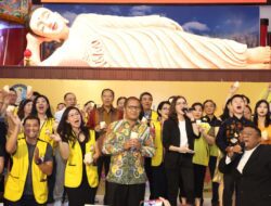 Danny Pomanto Ajak Masyarakat Perkuat Toleransi di Momen Waisak