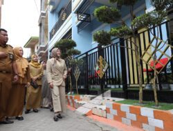 Fatmawati Rusdi Pantau Kesiapan Lomba Kelurahan Tingkat Kabupaten Kota 2023