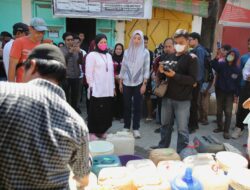 Fatmawati Rusdi Tinjau Wilayah Kekeringan di Kecamatan Ujung Tanah
