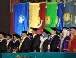 Danny Pomanto Hadiri Pengukuhan Profesor Kehormatan Pius Lustrilanang