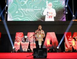 Danny Pomanto Pamerkan Keunggulan Makassar ke Peserta Makassar Open International Men and Women Softball Turnament 2023