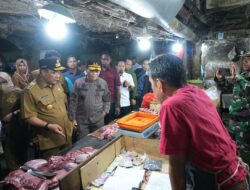 Pj Gubernur Bahtiar Bersama Forkopimda Tinjau Harga Kebutuhan Pokok di Pasar Tradisional