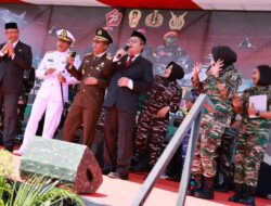 Momentum HUT TNI, Danny Pomanto: Masyarakat Makassar Turut Bergembira karena TNI Dekat dengan Rakyat