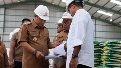 Stok Beras Cukup Hingga Akhir Tahun, Pj Gubernur Bahtiar Apresiasi Kinerja Bulog Sulsel