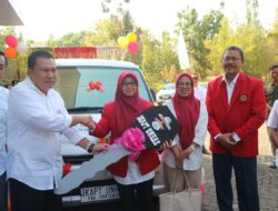 Unhas Kini Miliki Mobil Klinik Tanaman