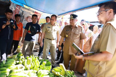 Pj Gubernur Sulsel: Inovasi Mobil Inflasi Pemkot Makassar Itu Keren