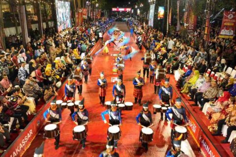 Karnaval Budaya HUT Kota Makassar Dikemas Mirip Festival Awa Odori di Jepang