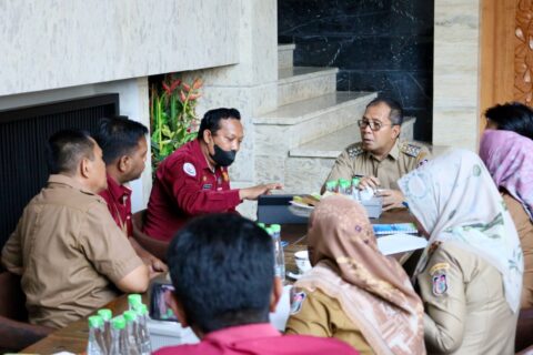 Danny Pomanto Terima Kunjungan Kepala Pelabuhan Perikanan Untia, Bahas Dokumen WKOPP