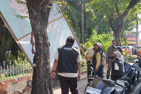 Marak Reklame Tak Berizin, Bapenda Makassar Gelar Penertiban Reklame di 500 Titik