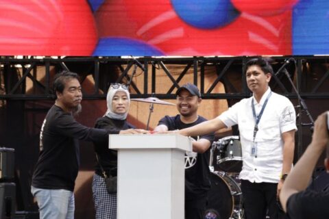 Makassar Music Festival “EXPLOSIONS”: Memadukan Harmoni Musikal dan Kreativitas Lokal di Pantai Losari