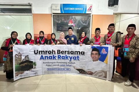 8 Pemenang Umrah Jalan Sehat Anak Rakyat Berangkat ke Mekkah