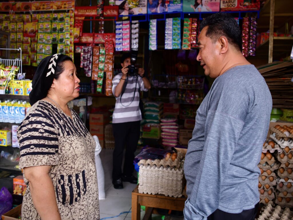 Pasar Murah Pemprov Sulsel di Bone Diserbu Warga, Strategi Kendalikan Inflasi