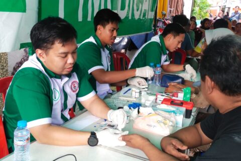 dr Fahrizal Arrahman Husain Beri Pelayanan Kesehatan gratis di Bara Baraya Utara