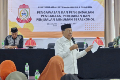 Anggota DPRD Makassar, HM Yunus Edukasi Warga Tentang Peredaran Minuman Beralkohol