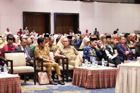 Ketua DPRD Makassar Rudianto Lallo Hadiri Pengukuhan Apiaty Amin Syam Sebagai Guru Besar